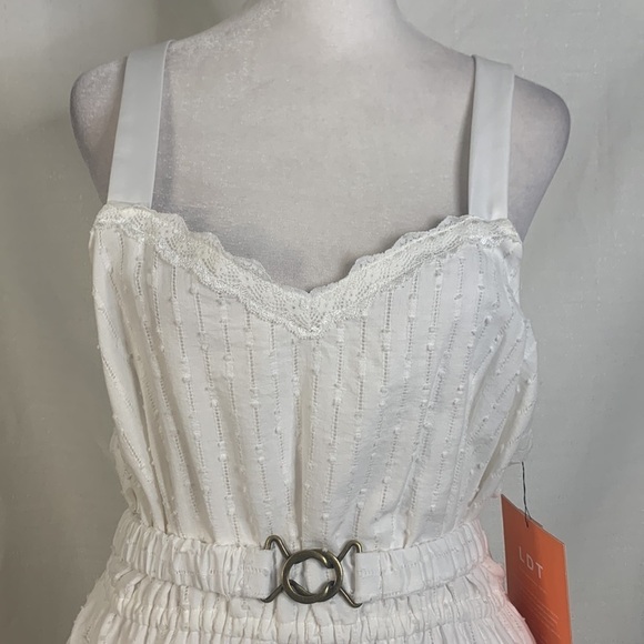 LDT Celia White Eyelet Tiered Mini Dress- NWT - Picture 3 of 15